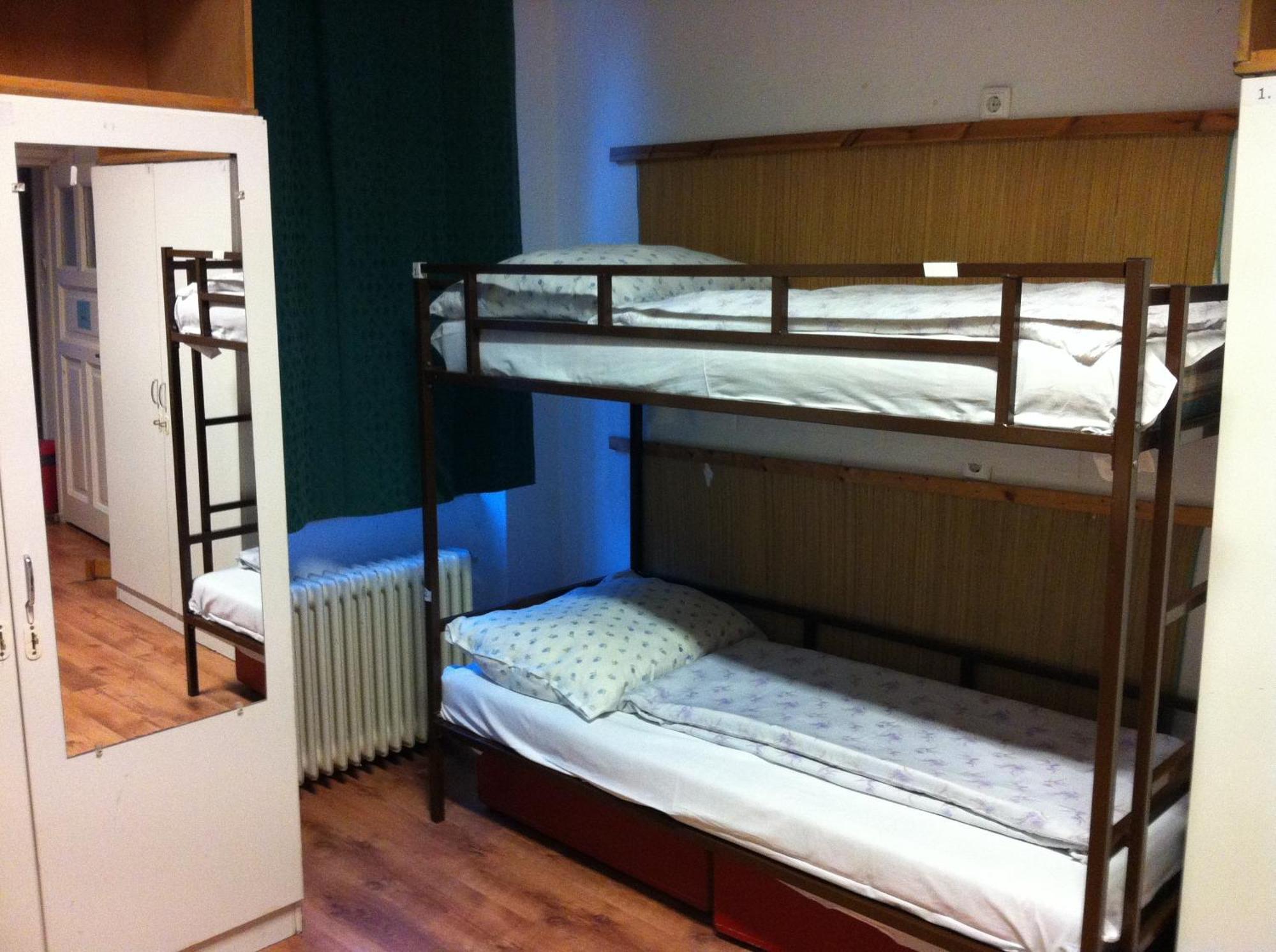 Season Hostal Budapest